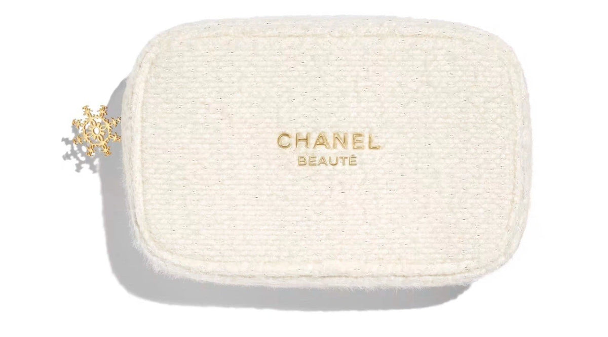 Chanel Beauté Christmas Limited Edition Plush Pouch - White