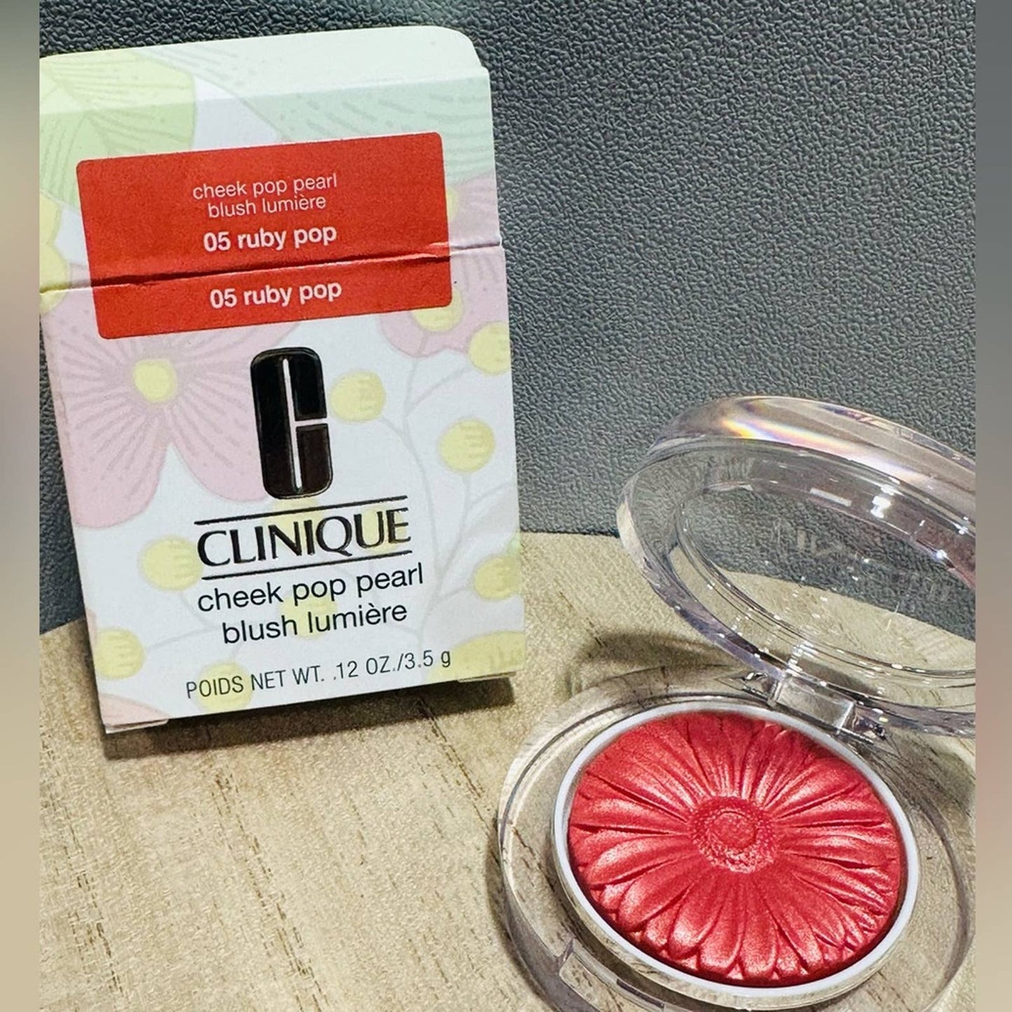 Clinique Cheek Pop Pearl Blush Shade: 05 Ruby Pop